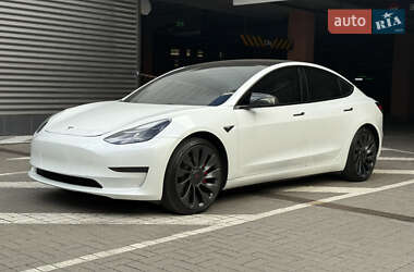 Седан Tesla Model 3 2021 в Києві