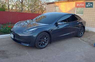 Седан Tesla Model 3 2023 в Вінниці