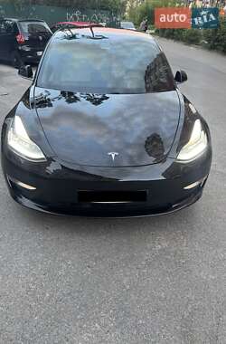 Седан Tesla Model 3 2018 в Києві