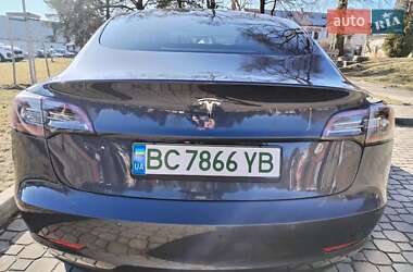 Седан Tesla Model 3 2019 в 