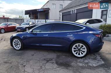 Седан Tesla Model 3 2019 в 