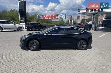 Седан Tesla Model 3 2018 в 