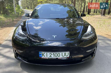 Седан Tesla Model 3 2019 в 