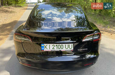 Седан Tesla Model 3 2019 в 