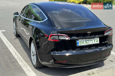 Седан Tesla Model 3 2018 в 