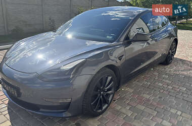 Седан Tesla Model 3 2019 в 