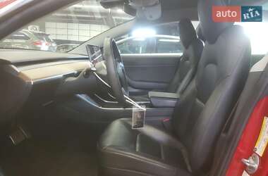 Седан Tesla Model 3 2019 в 