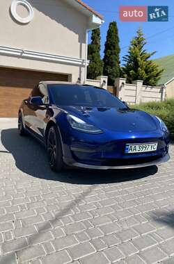 Седан Tesla Model 3 2018 в Одессе