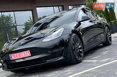 Седан Tesla Model 3 2021 в 