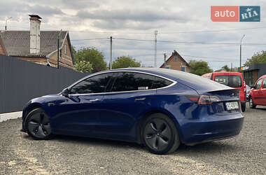 Седан Tesla Model 3 2018 в 