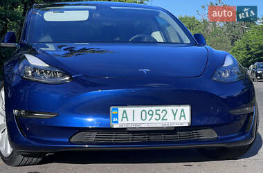 Седан Tesla Model 3 2019 в Киеве