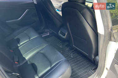 Седан Tesla Model 3 2018 в 