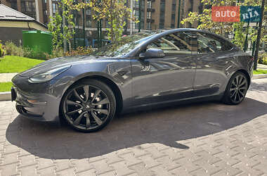 Седан Tesla Model 3 2018 в 