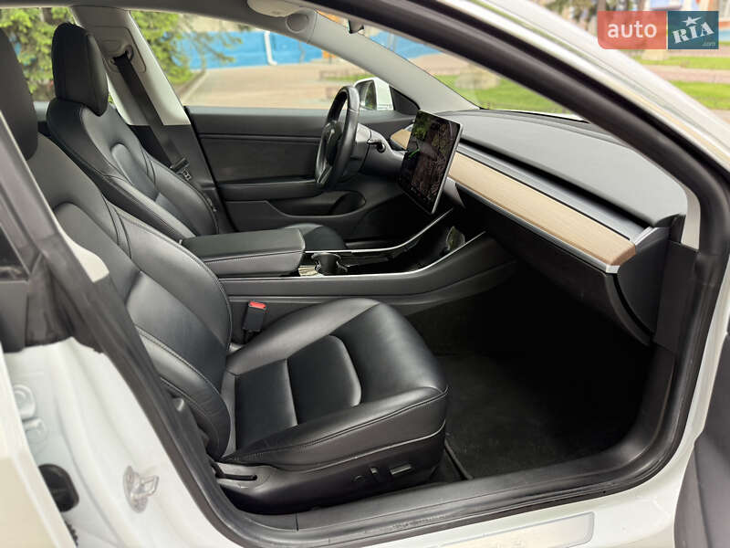Седан Tesla Model 3 2019 в Сумах фото 23 Седан Tesla Model 3 2019 в Сумах