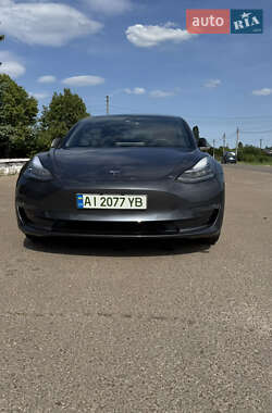 Седан Tesla Model 3 2020 в 
