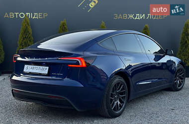 Седан Tesla Model 3 2024 в 