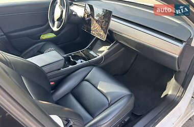 Седан Tesla Model 3 2018 в 