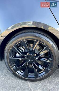 Седан Tesla Model 3 2024 в 