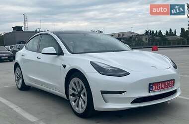 Седан Tesla Model 3 2022 в Києві