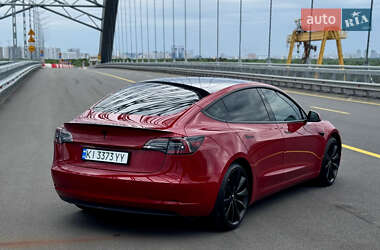 Седан Tesla Model 3 2019 в 