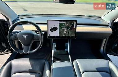 Седан Tesla Model 3 2018 в 