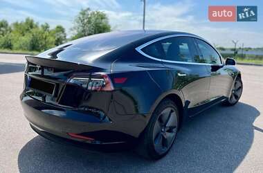 Седан Tesla Model 3 2018 в 