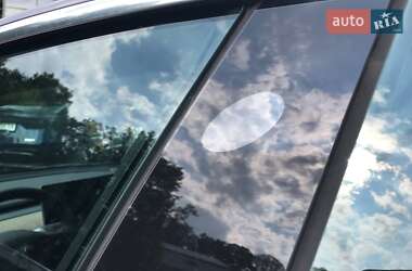 Седан Tesla Model 3 2020 в 