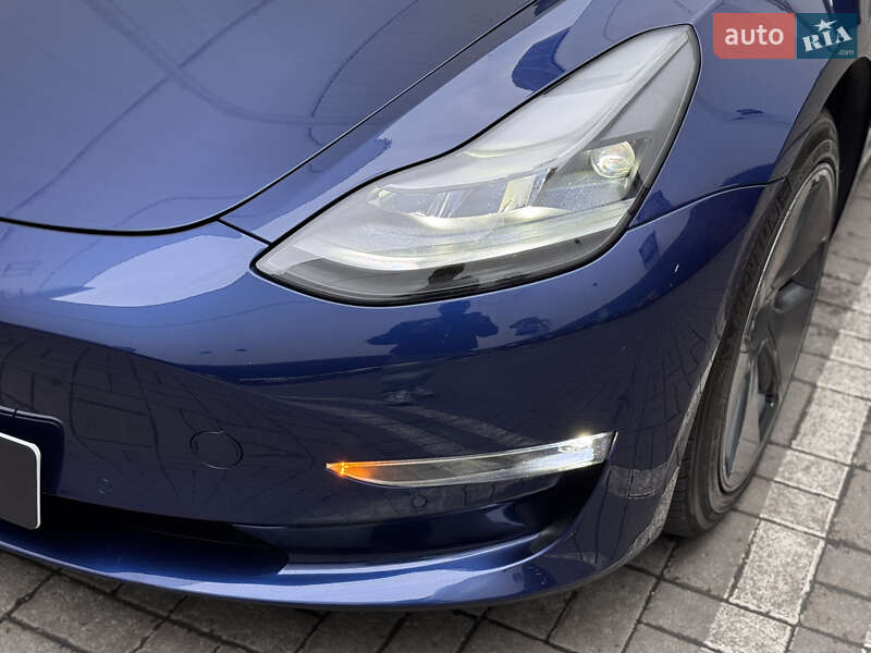 Седан Tesla Model 3 2021 в Киеве фото 11 Седан Tesla Model 3 2021 в Киеве