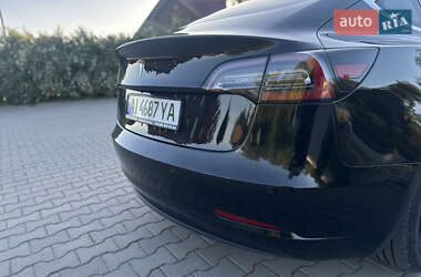 Седан Tesla Model 3 2018 в 