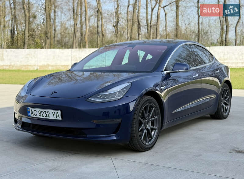 Седан Tesla Model 3 2019 в Луцьку фото 3 Седан Tesla Model 3 2019 в Луцьку