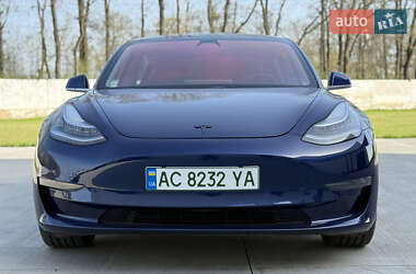 Седан Tesla Model 3 2019 в 