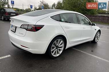 Седан Tesla Model 3 2019 в 