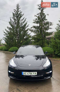 Седан Tesla Model 3 2019 в 