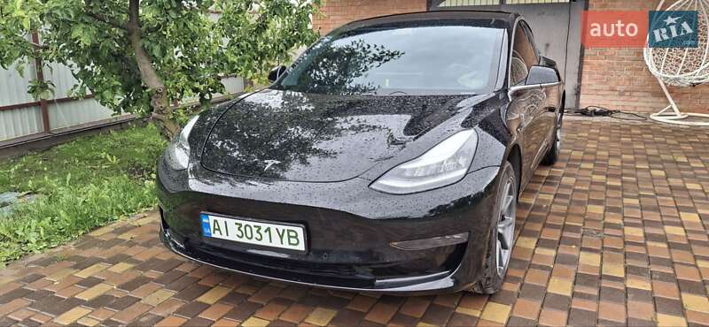 Tesla Model 3 2019