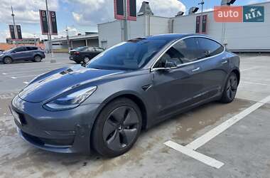 Седан Tesla Model 3 2019 в Києві