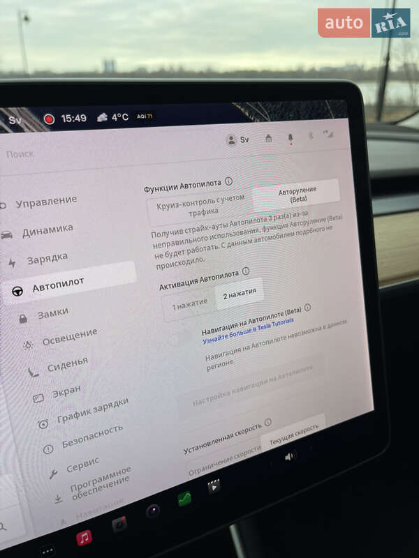 Седан Tesla Model 3 2018 в Києві