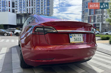 Седан Tesla Model 3 2018 в 