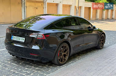 Седан Tesla Model 3 2018 в 