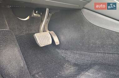 Седан Tesla Model 3 2020 в 