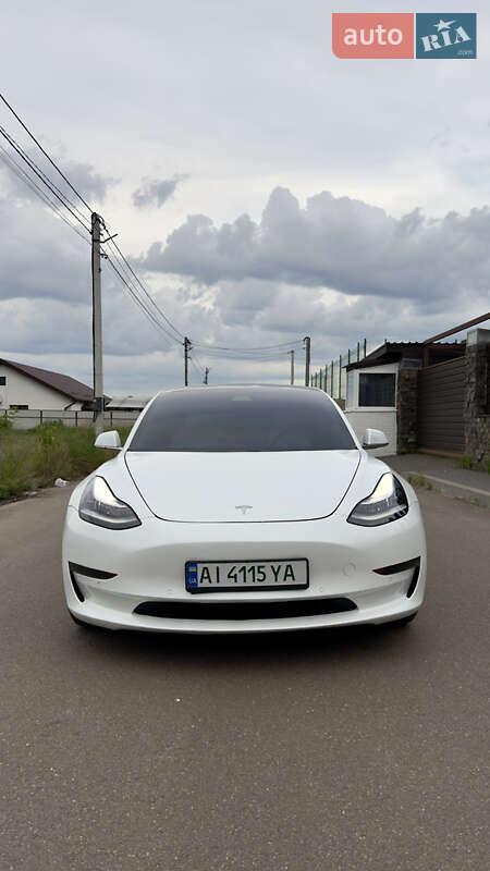 Седан Tesla Model 3 2019 в Белой Церкви