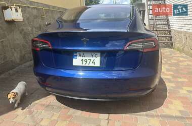 Седан Tesla Model 3 2018 в Києві