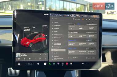 Седан Tesla Model 3 2018 в 