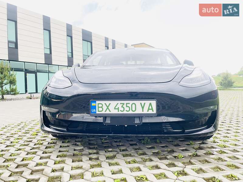 Седан Tesla Model 3 2018 в Хмельницком