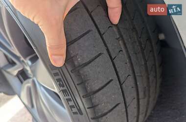 Седан Tesla Model 3 2020 в 