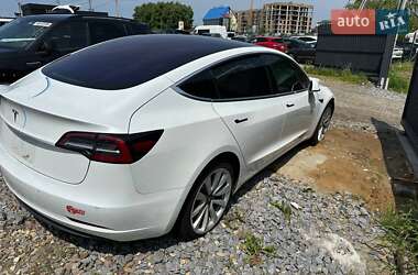 Седан Tesla Model 3 2018 в 