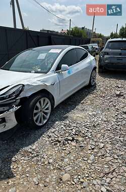 Седан Tesla Model 3 2018 в 