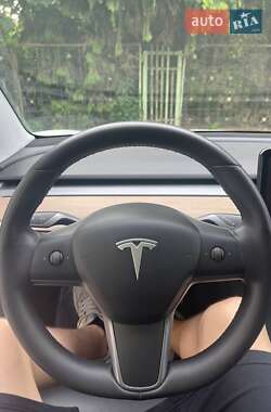 Седан Tesla Model 3 2019 в Березному