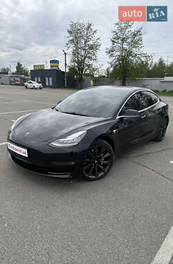 Седан Tesla Model 3 2018 в 
