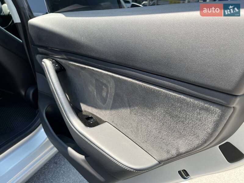 Седан Tesla Model 3 2018 в Виннице фото 31 Седан Tesla Model 3 2018 в Виннице