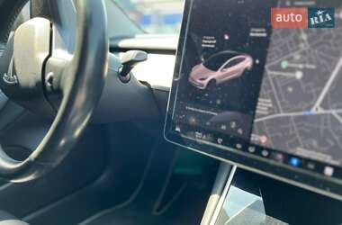 Седан Tesla Model 3 2018 в 